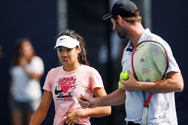 拉杜卡努与贝尔茨合作不到半年便结束合作