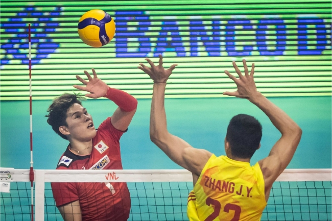 西田有志和张景胤网口对抗