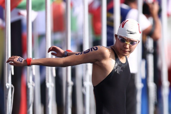 世锦赛公开水域女子10公里卫冕冠军辛鑫以第24名的成绩完赛