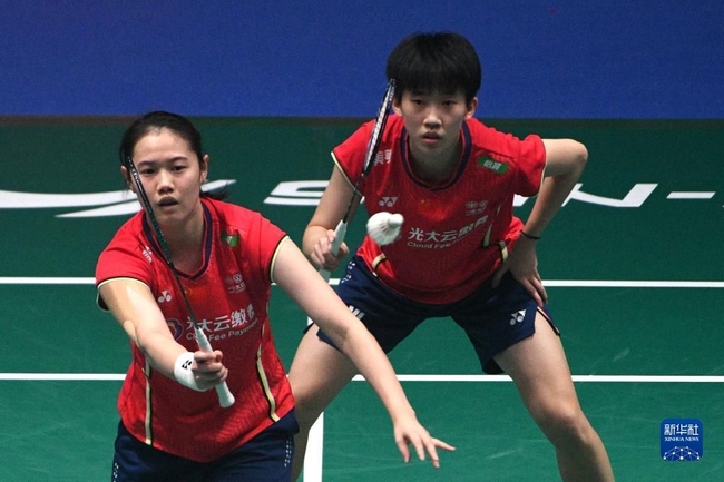 世界羽联新加坡羽毛球赛中国队三个亚军 张殊贤郑雨再负印尼强敌！