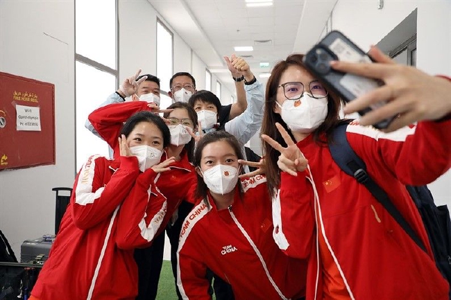 中国射击队包揽开罗射击世锦赛首日3金