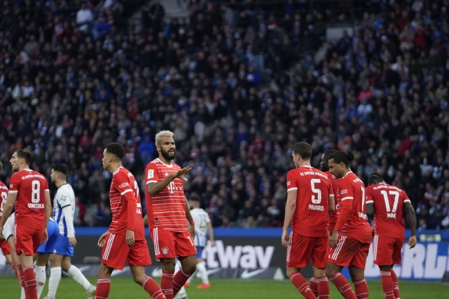 德甲-舒波-莫廷连续7场进球+双响拜仁3-2客胜_国际足球_新浪竞技风暴_新浪网