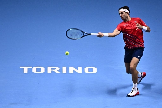 鲁德三连胜阿利亚西姆在ATP年终总决赛取得开门红