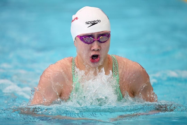 唐钱婷在女子50米蛙泳半决赛中破亚洲记载晋级