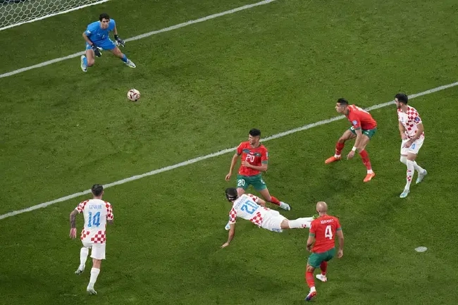世界杯-铁闸 奥尔西奇进球 克罗地亚2-1夺季军