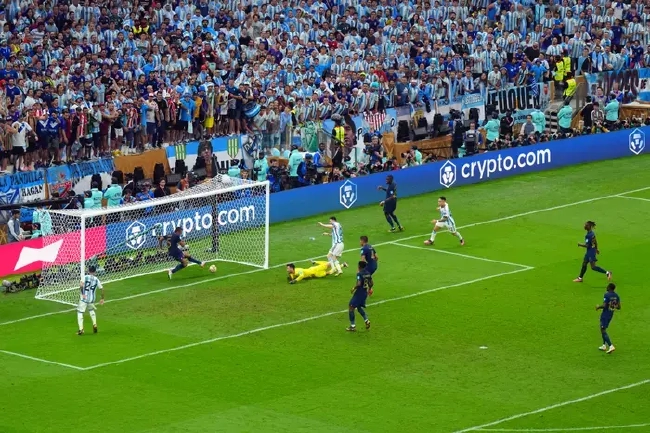世界杯-梅西双响 姆巴佩3球 阿根廷点胜法国夺冠