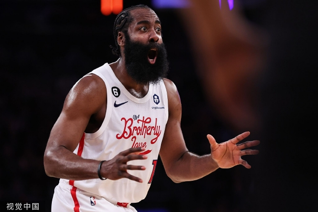 哈登转会太阳队开启职业生涯新起点西部格局或将重塑