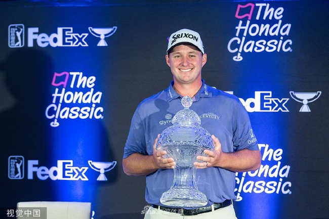 卫冕冠军斯塔卡