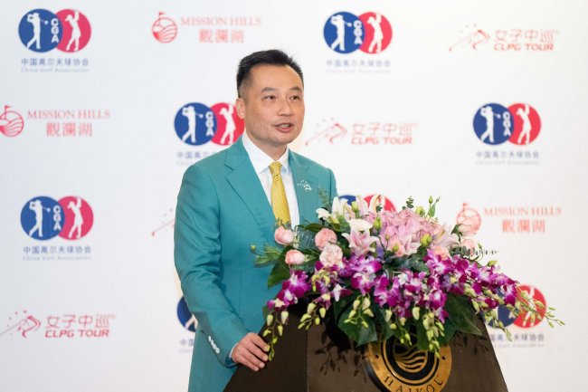 中國高爾夫球協會特邀副主席、中國女子職業高爾夫球巡迴賽董事長潘仲光中國高爾夫球協會特邀副主席、中國女子職業高爾夫球巡迴賽董事長潘仲光