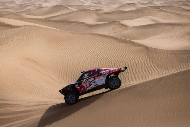 2025环塔SS6范高翔赛段冠军 极限挑战与美景同行