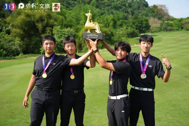 左至右：韓今、崔景國、侯增昊、吳其祐