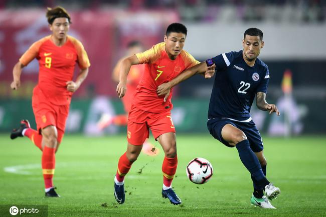 这是西甲级!武磊惊人个人能力 过人+不讲理爆