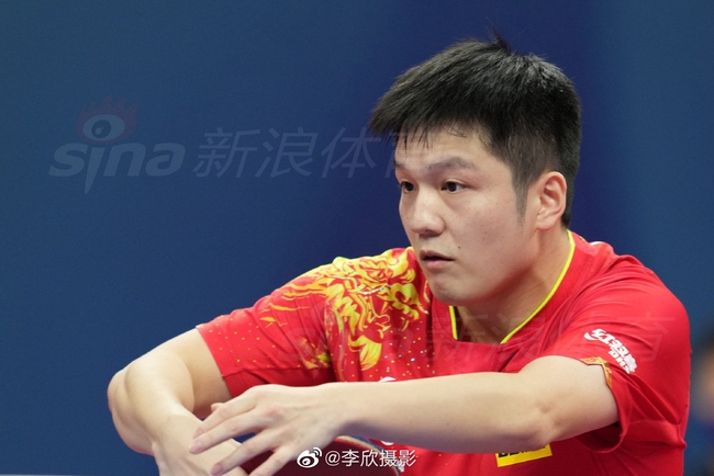 世乒赛樊振东马龙赢球 中国3-0斯洛文尼亚得3连胜