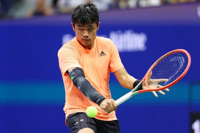 吴易昺在ATP挑战赛首尔站首轮力挫头号种子获得开门红（贵府图）