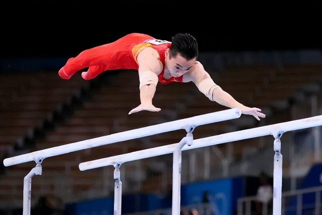 2022年体操世锦赛中国3金2银奖牌榜第二 邹敬园独揽2金！