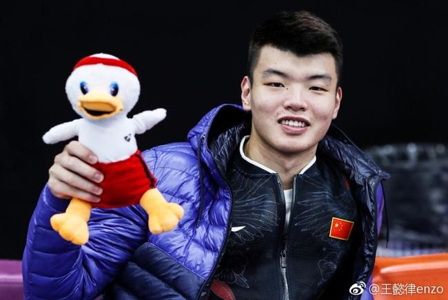 汤杯前言1:鸭哥王懿律首次入选 男双他有何优势