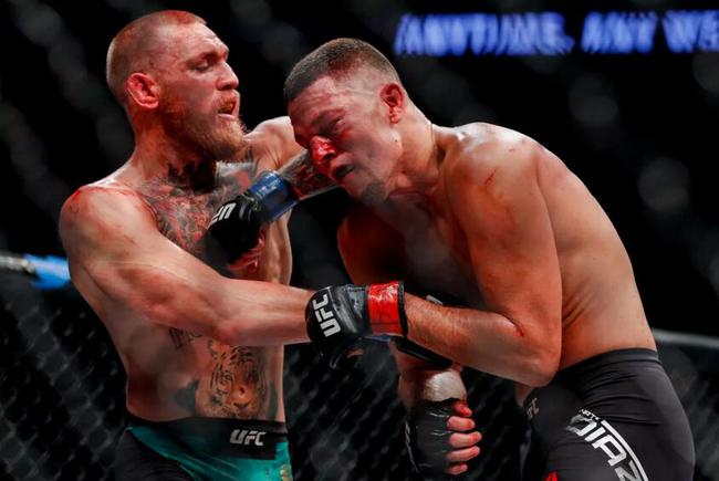 麦格雷戈与迪亚兹的重赛是一场不折不扣的血战