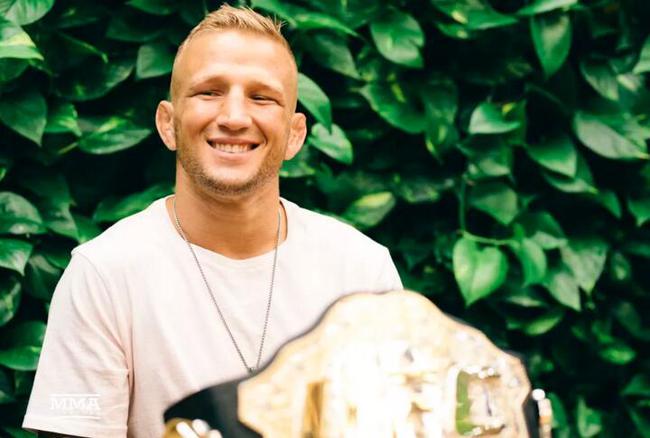 迪拉肖期待再次击败科迪 成mma最伟大雏量级选手