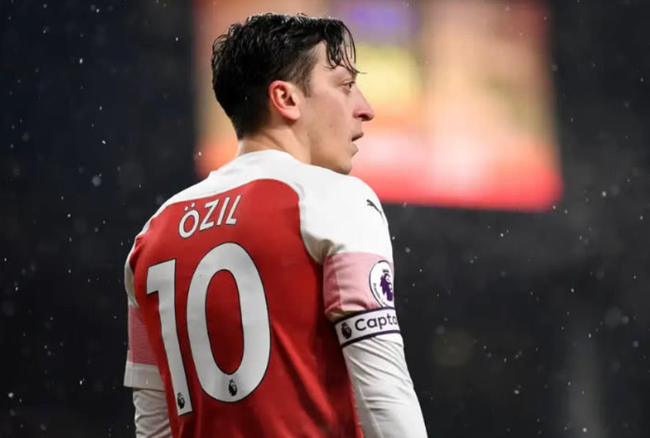 中国足协官员回应厄齐尔言论