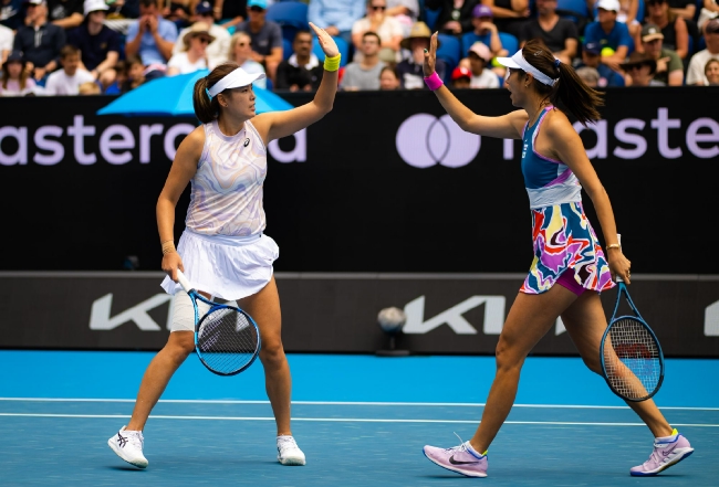 杨钊煊/詹皓晴晋级女双八强