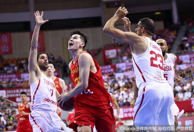 阿不都昨天出战17分钟得到8分4篮板