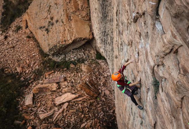 "垂直极限"——2018中国攀岩自然岩壁系列赛(中太行山长治黎城站)圆满