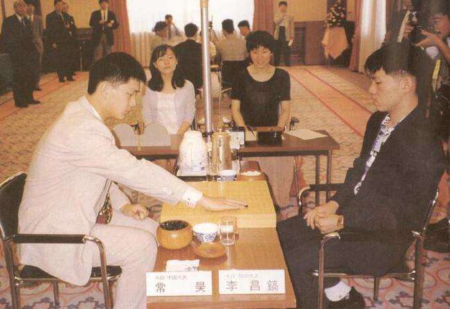 李昌镐与常昊在比赛中