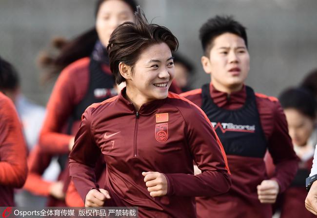 王霜:奥预赛中国女足目标全胜 未来还想继续留洋 亚博体育资讯 第1张-亚博体育导航 王霜:奥预赛中国女足目标全胜 未来还想继续留洋