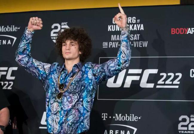 “蜜糖秀”奥麦利终于将在UFC248重返赛场