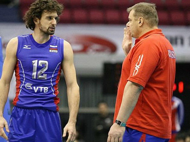 布特科代表俄罗斯国家队征战时与主教练阿莱克诺