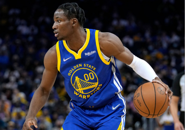 新秀库明加被勇士队召回 在发展联盟表现不错