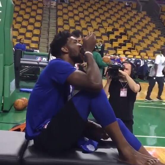 大帝赛前竟然吃这些东西！