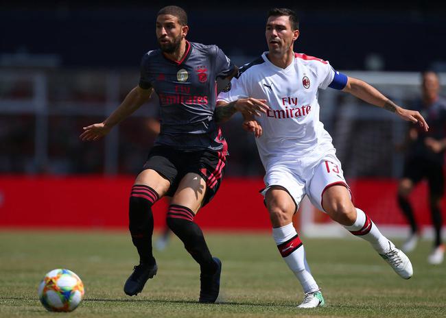 AC米兰不敌本菲卡