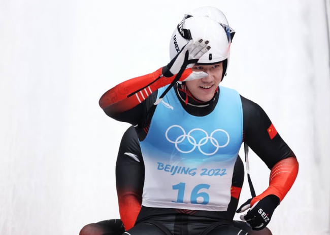 黄叶波/彭俊越完成了中国双人雪橇在冬奥会上的首秀