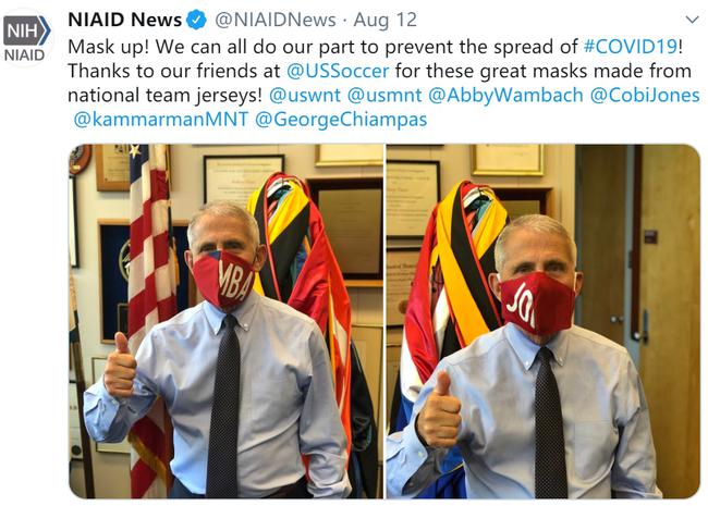 他曾经在华盛顿特区联队踢球,"我会在岗位上戴着美国足协口罩,脸上带