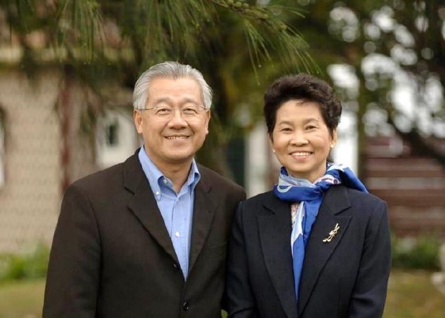 戴耀宗和蘇婉（LAGT和皇后杯的創辦人之一）