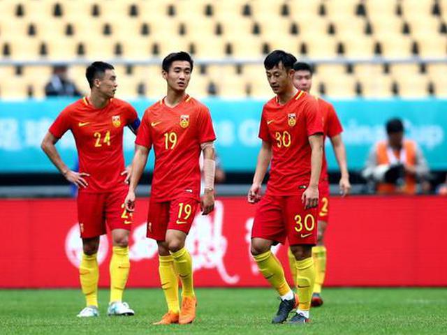 国足中国杯1-4捷克