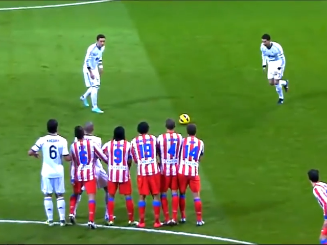 C罗vs梅西10大任意球PK