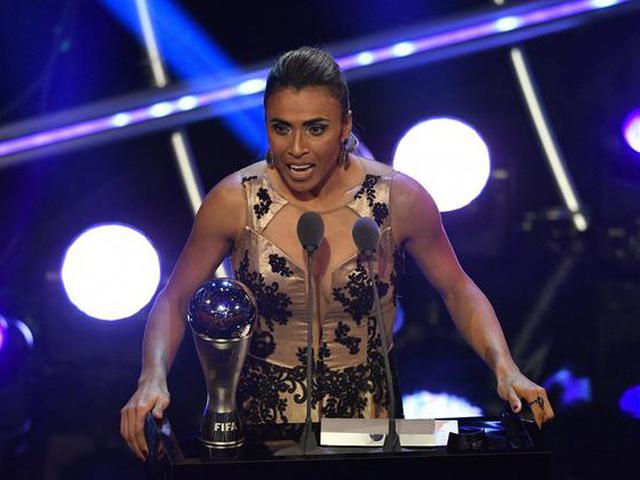 玛塔获得世界足球小姐
