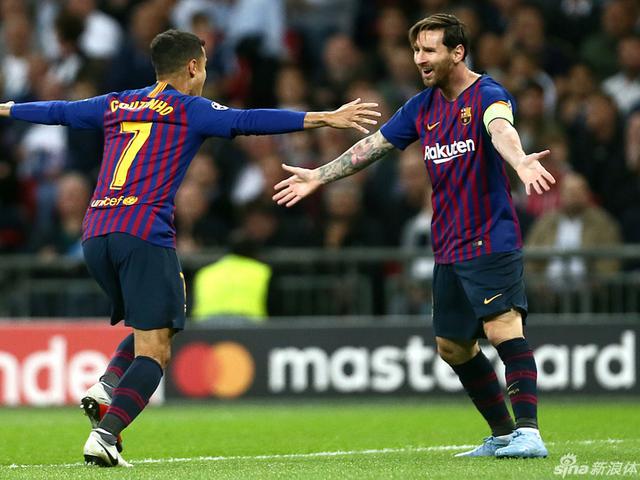 梅西梅开二度巴萨客胜热刺