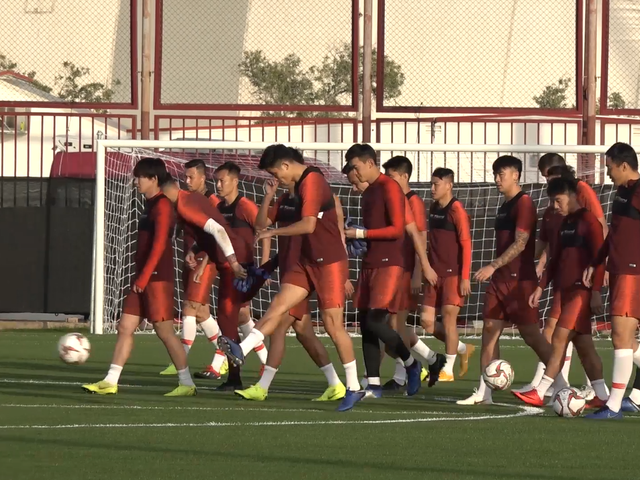 备战中韩之战国足全勤训练