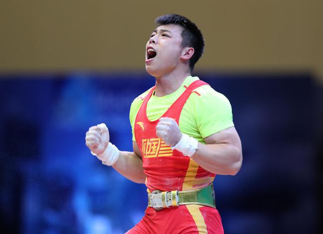 举重世锦赛男子67公斤谌利军夺冠冯吕栋抓举称雄