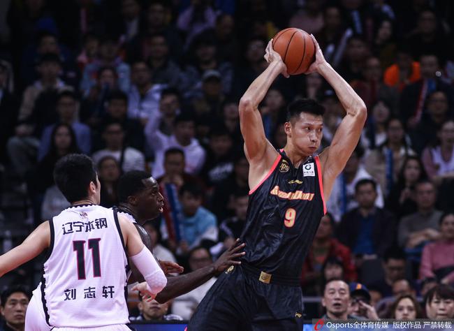 广东队主场击败了辽宁