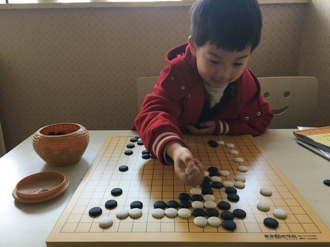 新浪围棋学院小学员