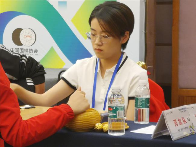 於之莹出战第二届女子名人战