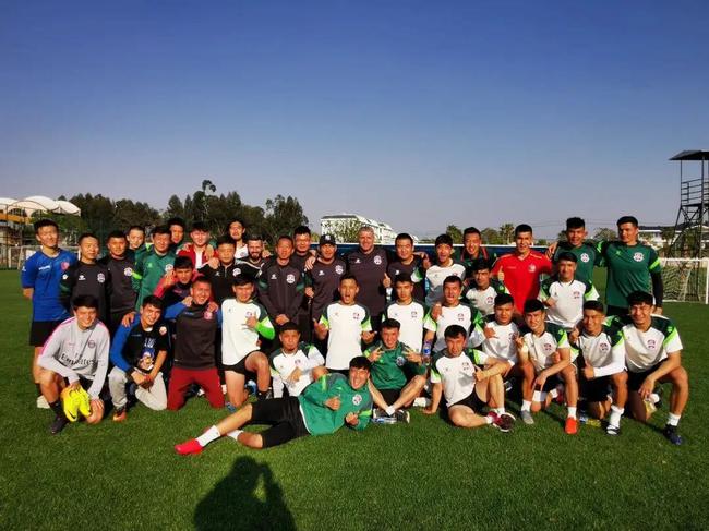 天山雪豹上下专总共渡难关图Osports