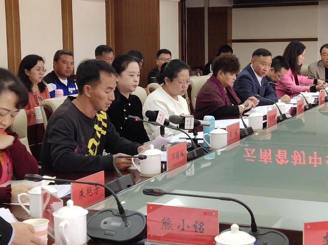 云南为60万考生听证“中考体育一百分”,家长关怀公平公平