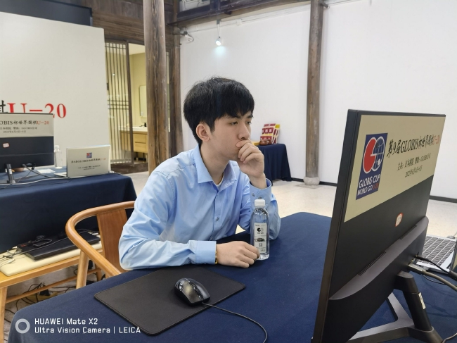 王星昊在比赛中