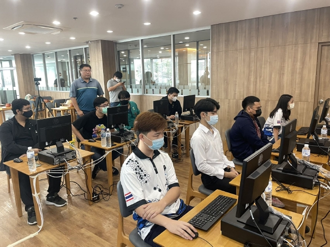 泰国联队在泰国围棋协会进行比赛