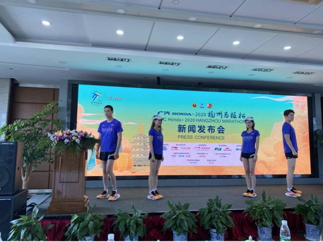 美丽加分安全加码杭马 小雪 起跑 跑步频道 新浪竞技风暴 新浪网